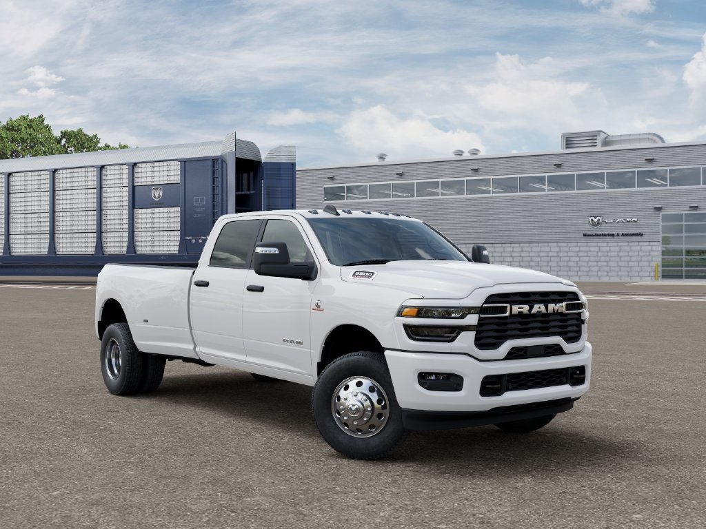 New 2027 RAM 3500 Big Horn AWD/4WD image 5