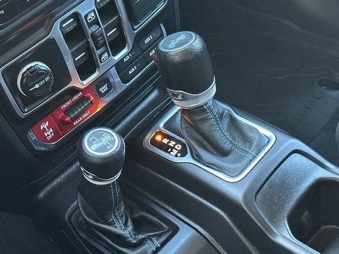 Used 2022 Jeep Wrangler Unlimited Rubicon 4xe w/ Steel Bumper Group image 25