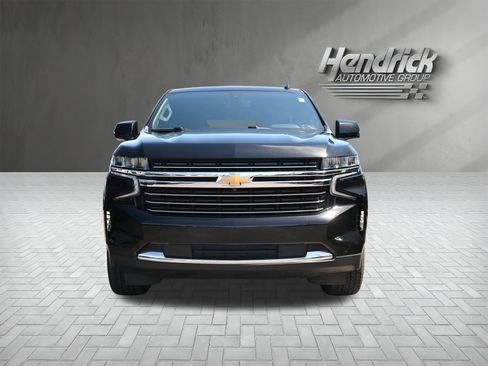 Used 2022 Chevrolet Tahoe LT w/ Luxury Package AWD/4WD image 3