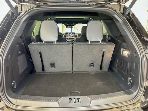 New 2026 Ford Explorer ST-Line w/ ST-Line Street Pack AWD/4WD image 13