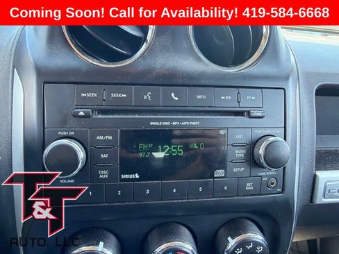 Used 2017 Jeep Compass Latitude AWD/4WD image 8