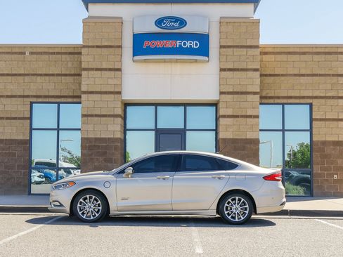 Certified 2018 Ford Fusion Energi Platinum FWD image 9