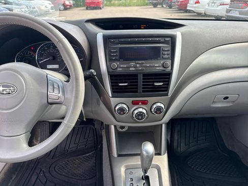 Used 2010 Subaru Forester 2.5X Limited AWD/4WD image 10