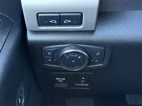 Certified 2020 Ford F150 Lariat w/ Equipment Group 502A Luxury image 23