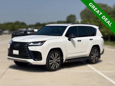 Used 2024 Lexus LX 600 4WD w/ Appearance Package image 4
