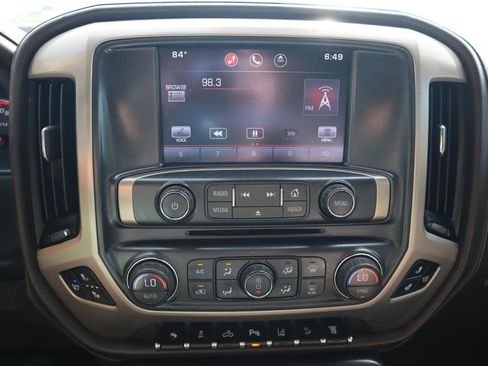 Used 2015 GMC Sierra 2500 Denali w/ Duramax Plus Package image 8