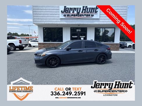 Used 2025 Honda Civic Sport image 1