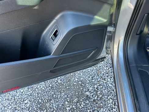 Used 2020 Volkswagen Atlas Cross Sport SEL image 35