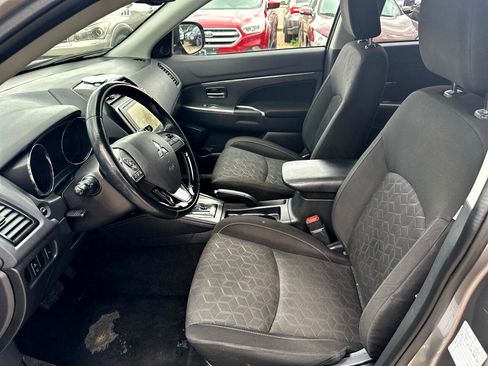 Used 2021 Mitsubishi Outlander Sport SE image 9