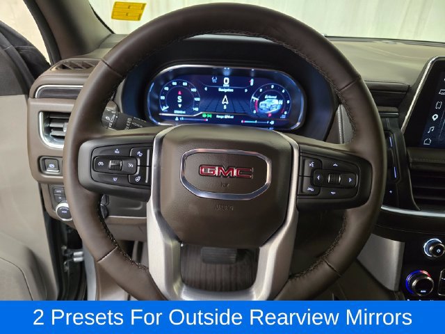Used 2024 GMC Yukon XL SLT w/ SLT Luxury Package AWD/4WD image 19