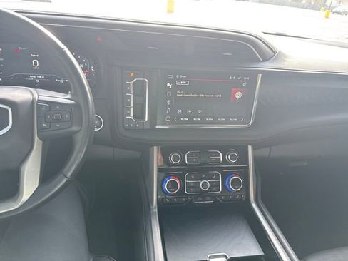 Certified 2022 GMC Yukon Denali image 14