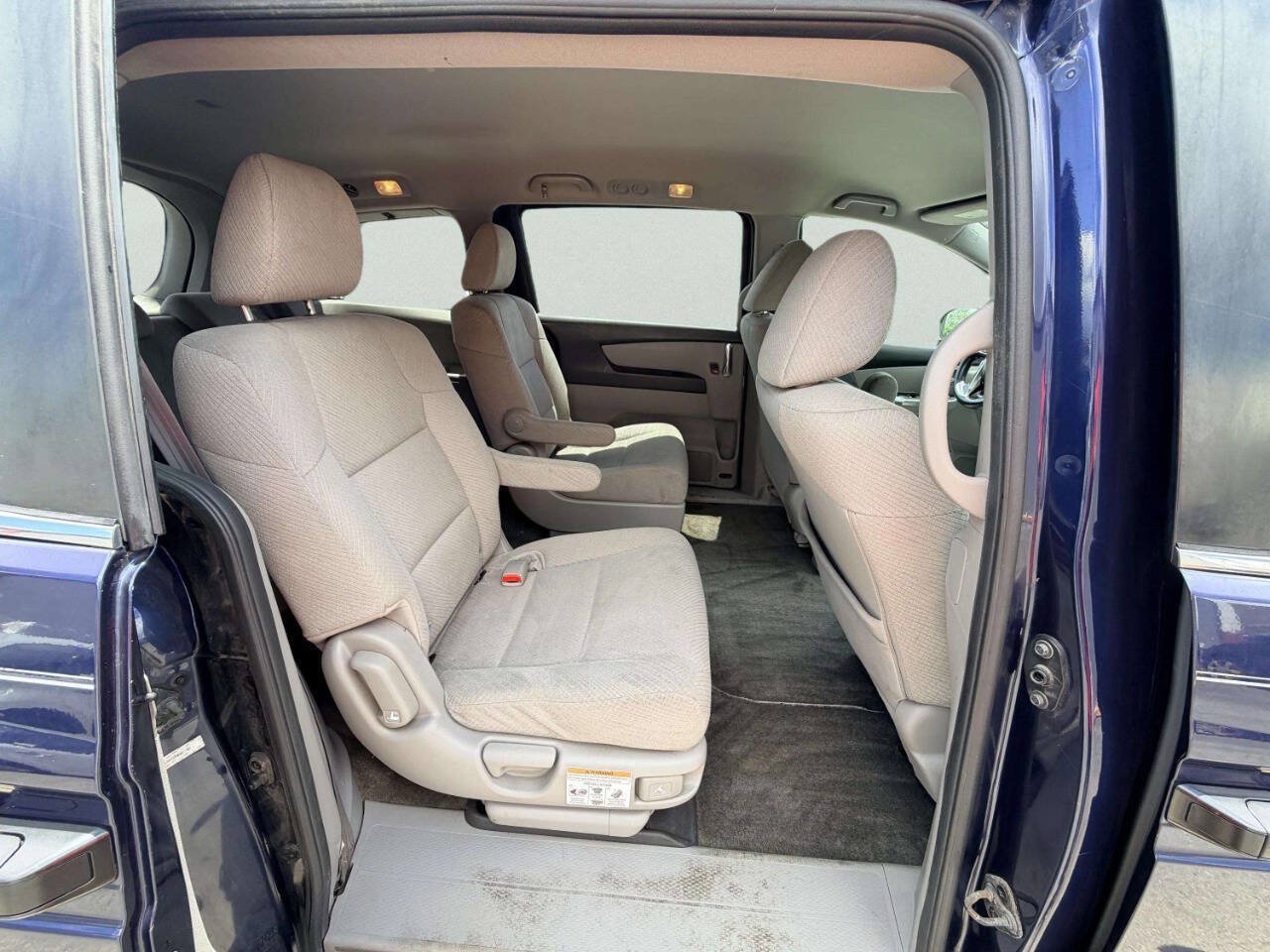 Used 2015 Honda Odyssey LX image 24