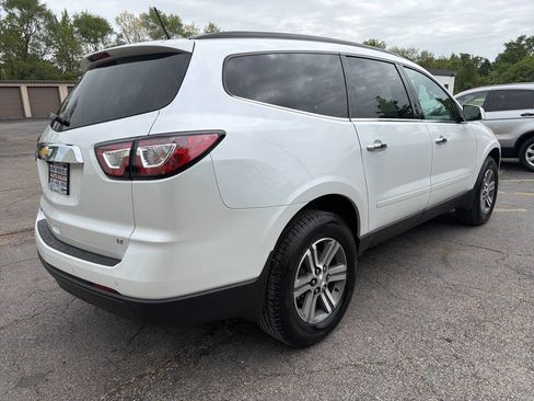 Used 2017 Chevrolet Traverse LT FWD image 5
