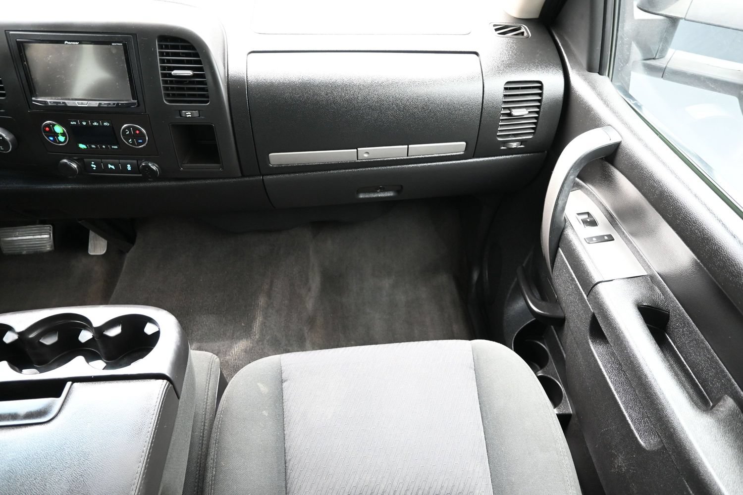 Used 2013 Chevrolet Silverado 1500 LT w/ All-Star Edition AWD/4WD image 39