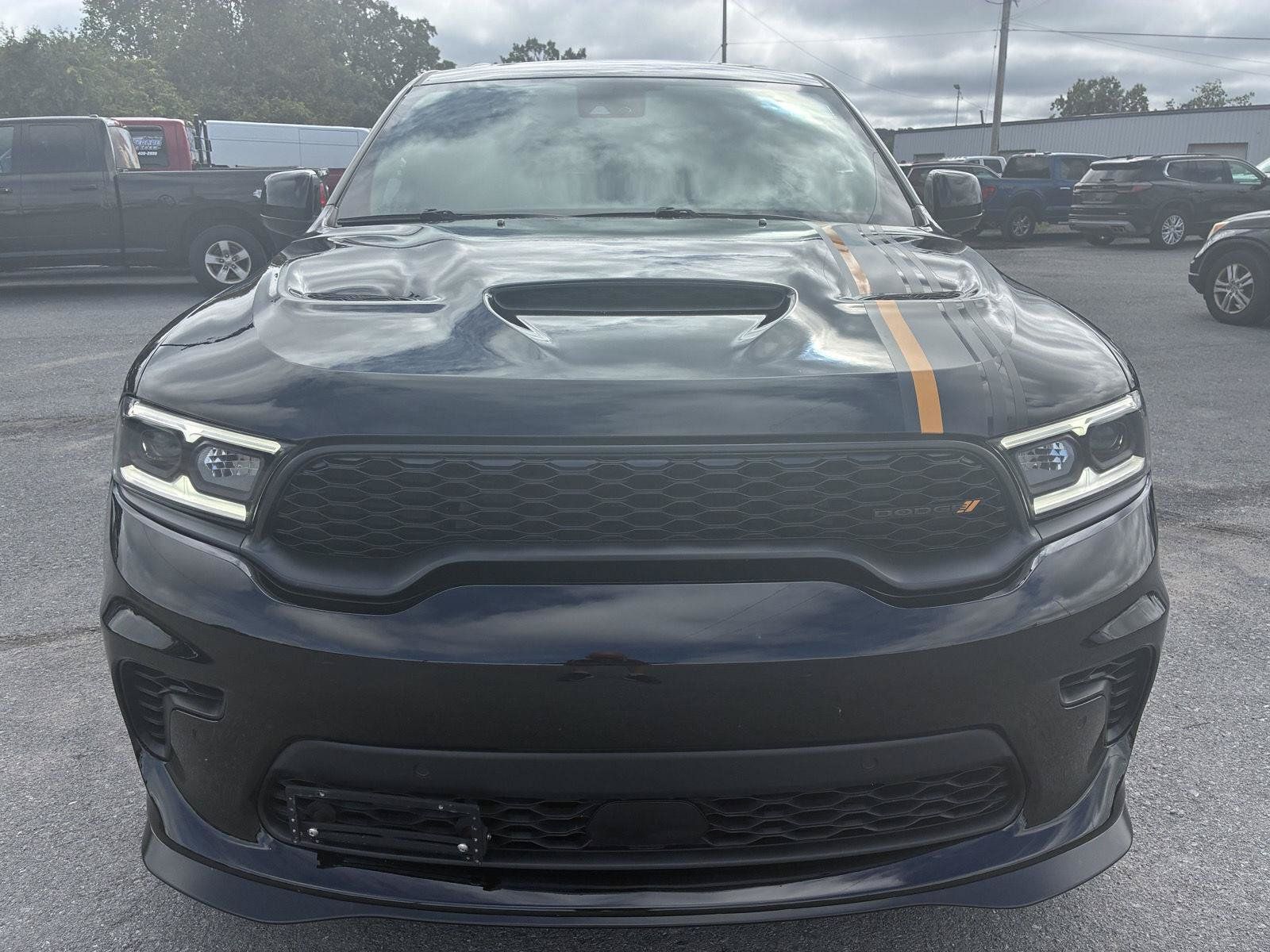 Used 2023 Dodge Durango R/T w/ Hemi Orange Plus Package AWD/4WD image 2