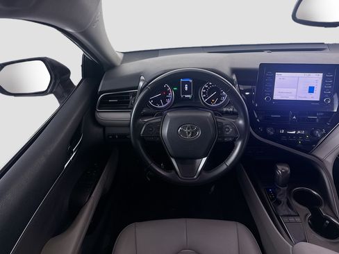 Used 2024 Toyota Camry SE w/ Convenience Package FWD image 17