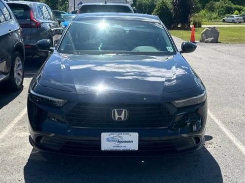 Used 2023 Honda Accord LX image 1