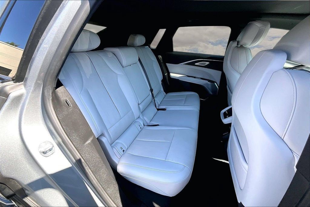 Certified 2024 Cadillac Lyriq Sport AWD/4WD image 25