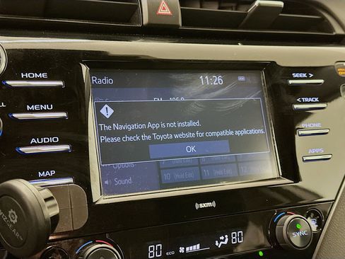 Used 2020 Toyota Camry LE image 22