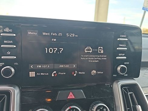 Certified 2023 Kia Sorento LX image 15