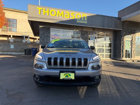 Used 2016 Jeep Cherokee Latitude image 1