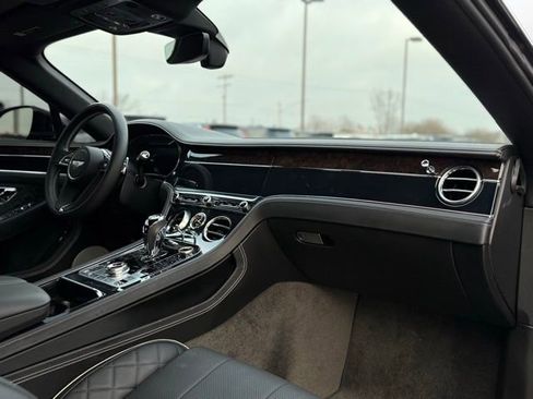 Used 2020 Bentley Continental GT image 21