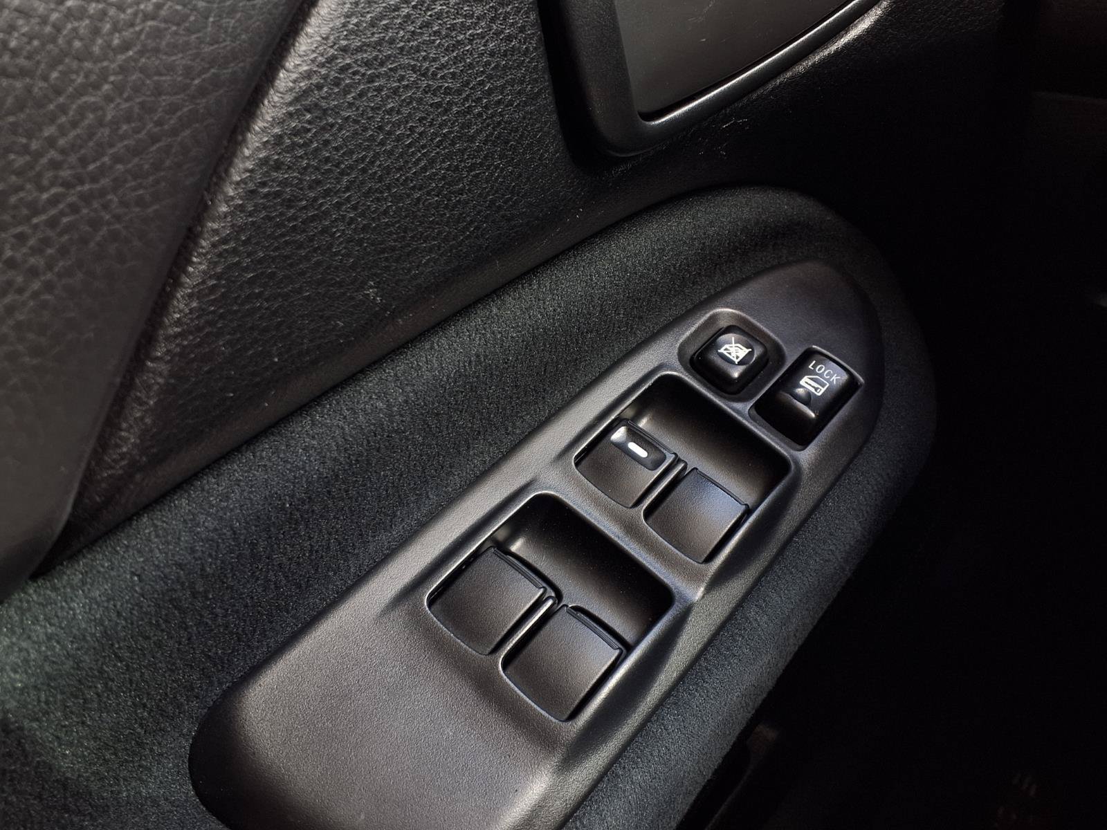Used 2006 Mitsubishi Lancer Evolution MR AWD/4WD image 24