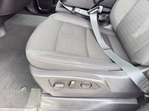 Used 2025 Chevrolet Silverado 2500 LT w/ Convenience Package image 14