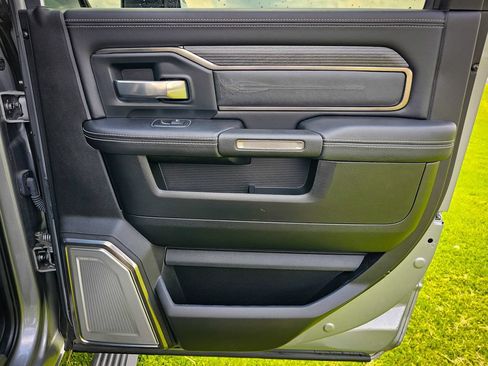 Used 2019 RAM 2500 Limited AWD/4WD image 48