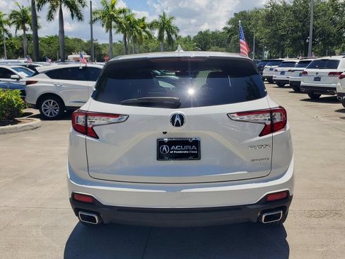 Used 2024 Acura RDX SH-AWD image 6