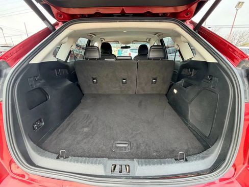 Used 2018 Ford Edge Titanium w/ Technology Package image 18