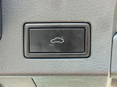 Used 2021 Volkswagen Arteon SEL Premium image 13