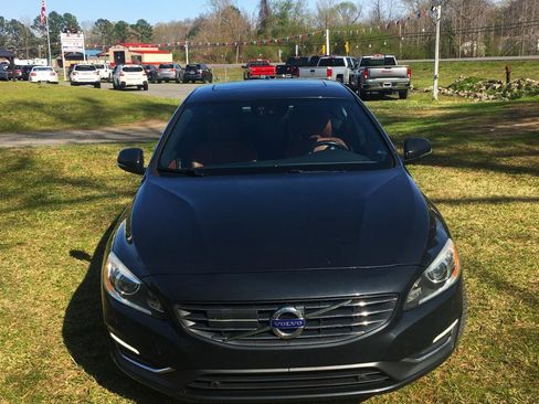 Used 2015 Volvo S60 T5 Platinum image 4