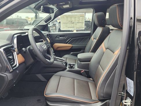 New 2026 GMC Canyon AT4 w/ Technology Plus Package image 15