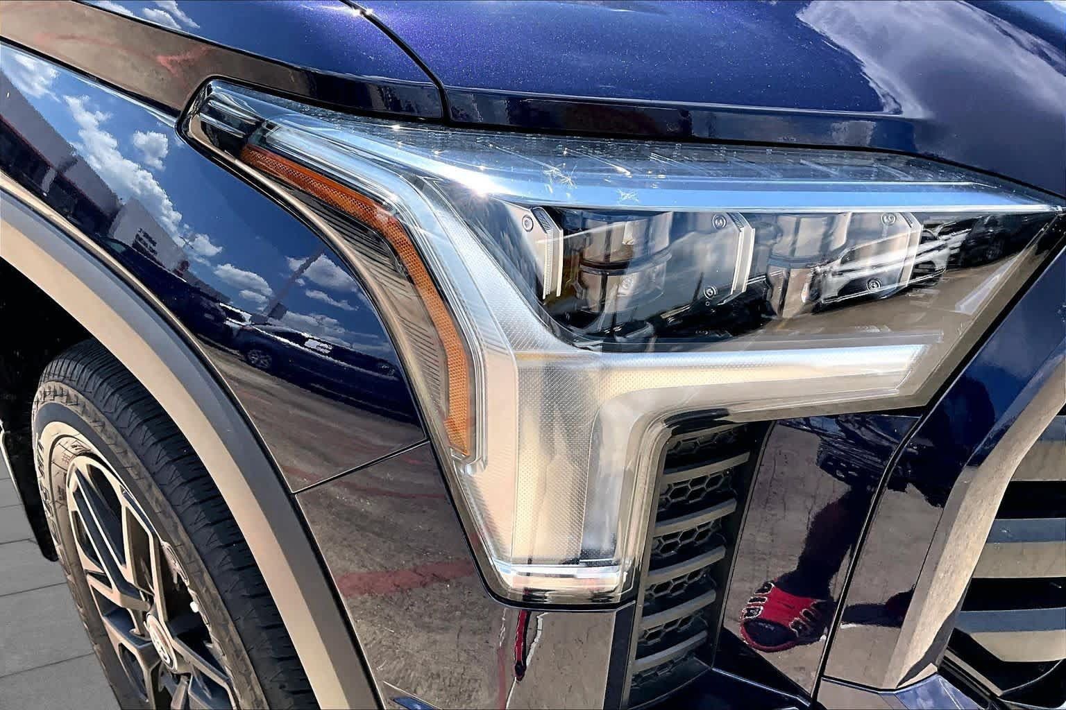 Certified 2026 Toyota Tundra Limited AWD/4WD image 28