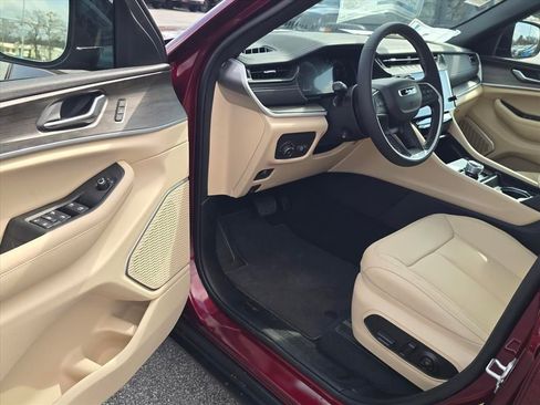 New 2026 Jeep Grand Cherokee Limited image 4