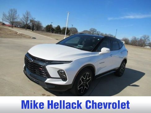 Used 2024 Chevrolet Blazer RS w/ Enhanced Convenience Package image 3