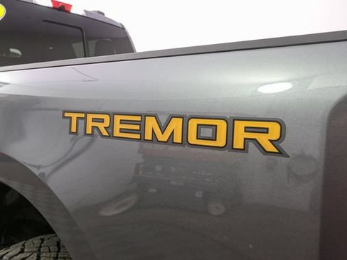 Used 2023 Ford F350 Platinum w/ Tremor Off-Road Package AWD/4WD image 8