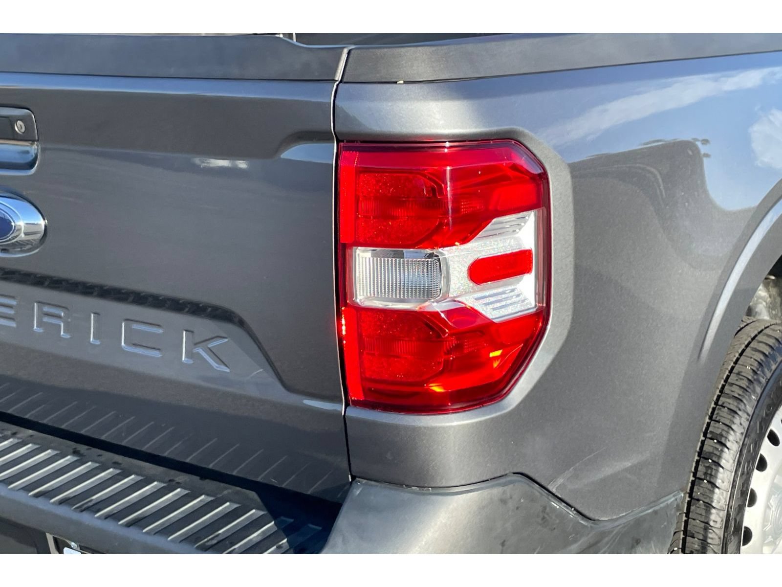 Used 2024 Ford Maverick XL FWD image 15