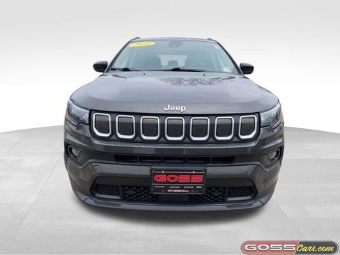 Certified 2022 Jeep Compass Latitude image 2