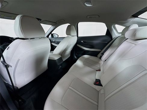 Used 2023 Hyundai Sonata SEL image 30