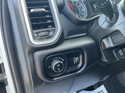 Used 2024 RAM 2500 Big Horn w/ Sport Appearance Package AWD/4WD image 26