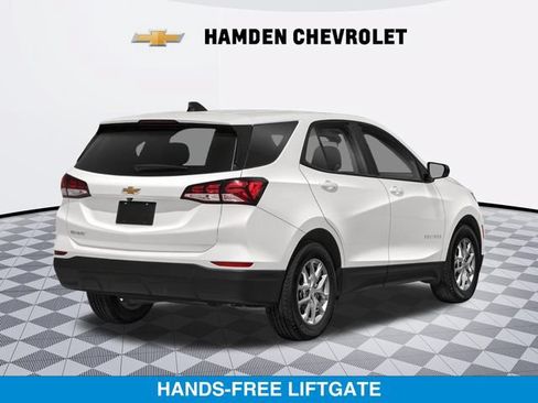 Used 2024 Chevrolet Equinox Premier AWD/4WD image 2
