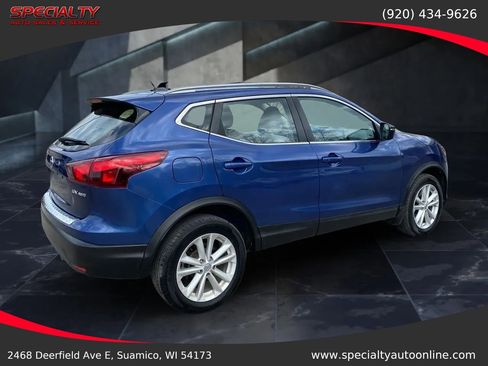 Used 2018 Nissan Rogue Sport SV w/ SV Technology Package AWD/4WD image 9