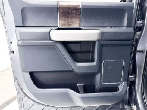 Used 2022 Ford F250 Lariat w/ Lariat Ultimate Package image 28