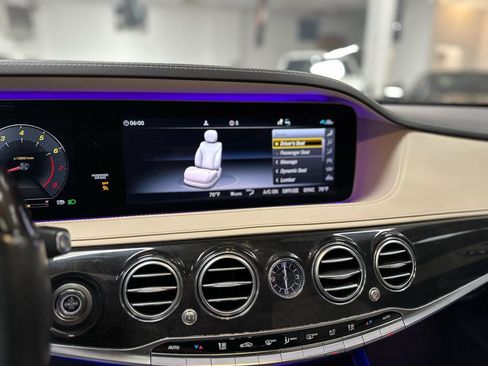 Used 2020 Mercedes-Benz S 560 4MATIC Sedan w/ AMG Line Exterior image 24