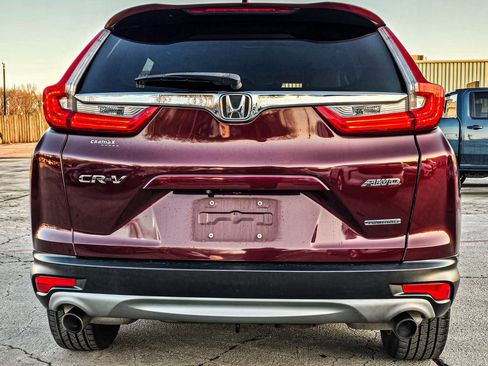 Used 2018 Honda CR-V Touring image 5