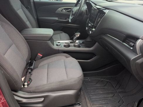 Used 2023 Chevrolet Traverse LT w/ LPO, Floor Liner Package AWD/4WD image 30