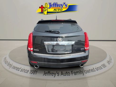 Used 2014 Cadillac SRX FWD image 3
