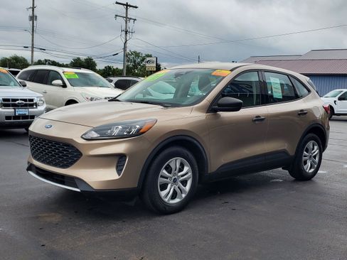 Used 2020 Ford Escape S FWD image 2